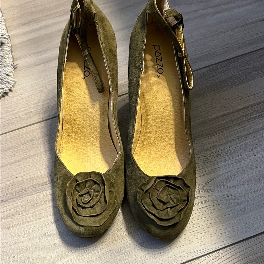 PAZZO Olive Suede Heels with Floral Accent